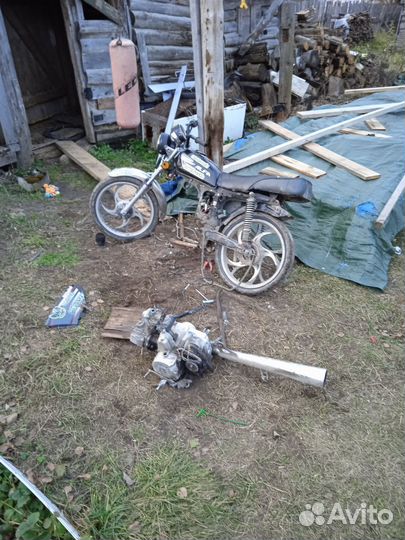 Продам запчасти на мопед
