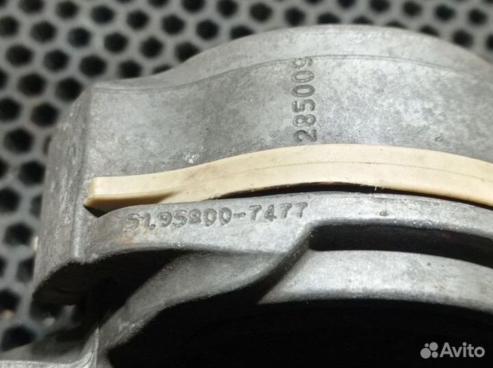 Натяжитель ремня Man TGS