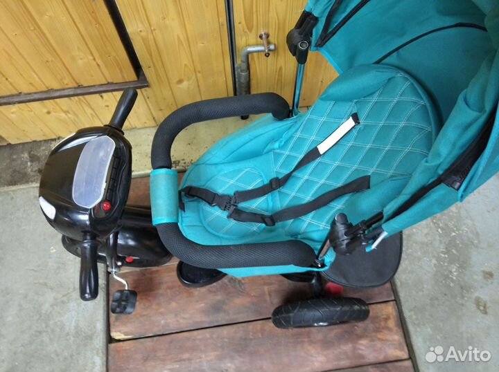 Детский трехколесный велосипед