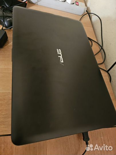 Ноутбук asus