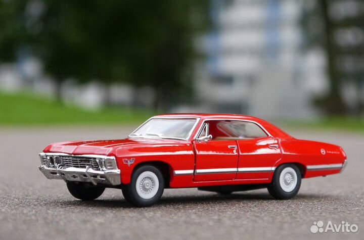 Металлическая машинка Шевроле Импала 12,4см