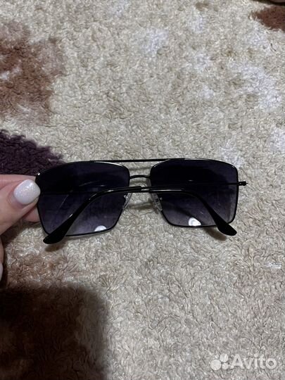 Солнцезащитные очки