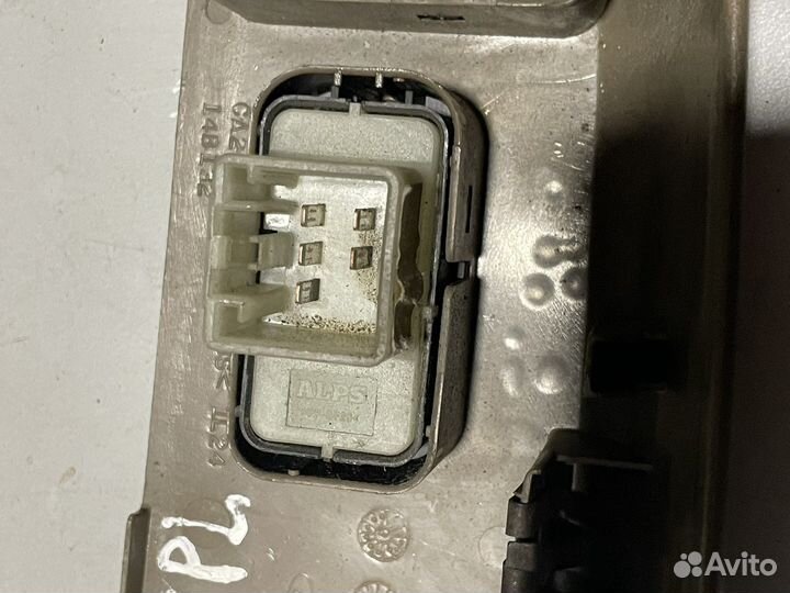 Кнопка правого эсп Ford Explorer 3