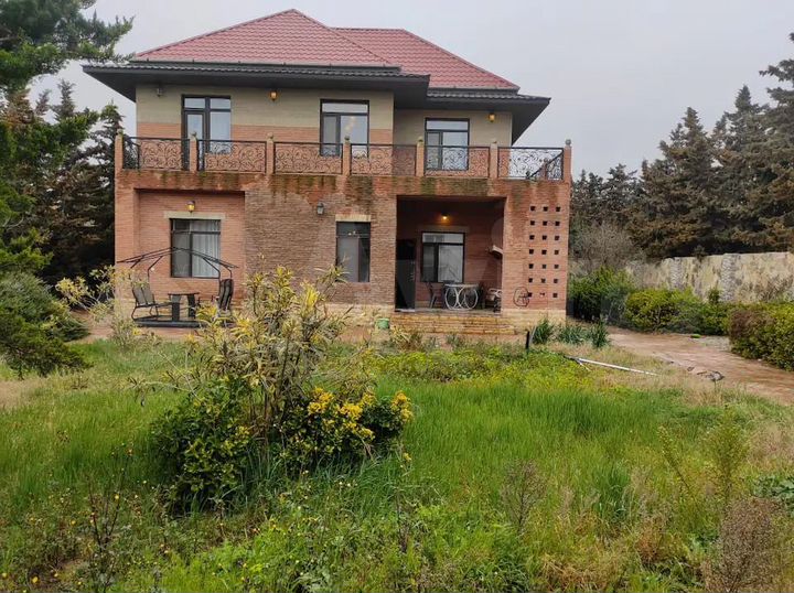 Дом 155,8 м² на участке 3 сот.