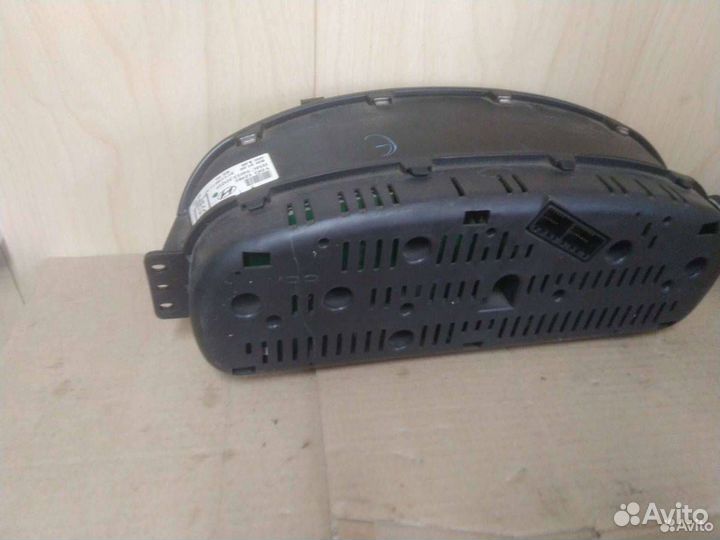 Панель приборов (щиток) Hyundai Elantra XD 2002