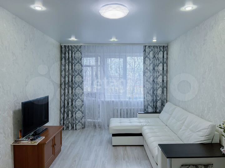 3-к. квартира, 64 м², 2/9 эт.