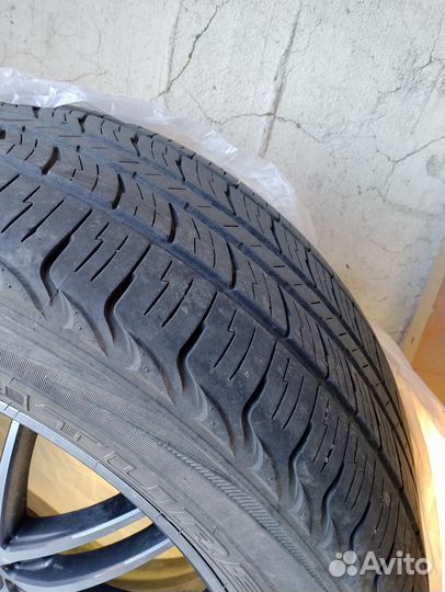 Kumho Road Venture AT 275/55 R20