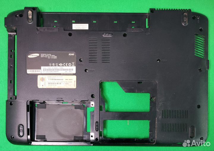 Поддон Samsung NP-R540H