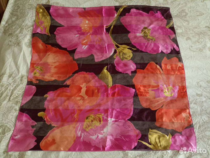 Шелковый платок