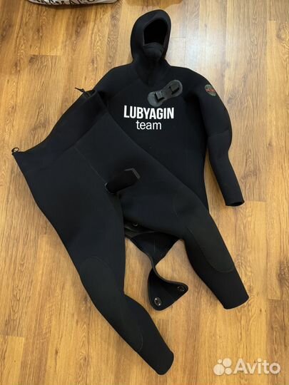 Гидрокостюм для подводной охоты 9мм