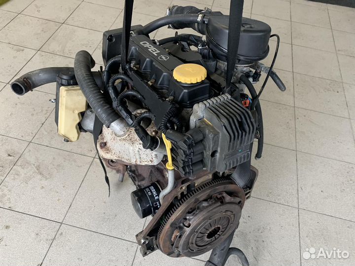 Двигатель opel vectra X16SZR 1.6 бензин