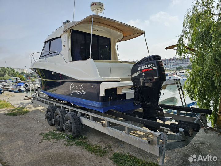 Катер Beneteau Antares 8.80 2013