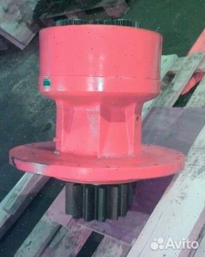 HX150A Редуктор поворота Hyundai R450-7