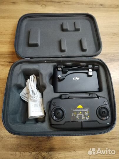 Квадрокоптер DJI Mini Fly More Combo новый