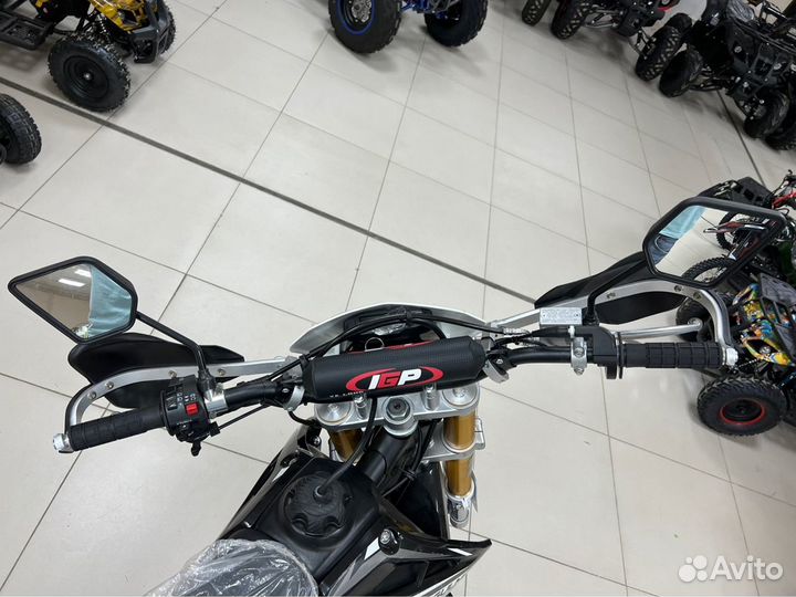 Regulmoto Sport 003 250 PR черный эндуро кросс