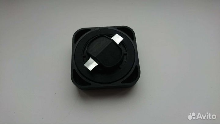 Крышка масленной горловины BMW