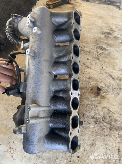 Впускной коллектор Kia Sorento 1 BL D4CB 170 лс