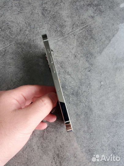 iPhone 13 Pro. На запчасти