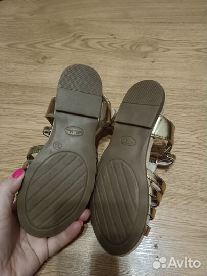 Сандалии для девочки Nelli blu, р. 32