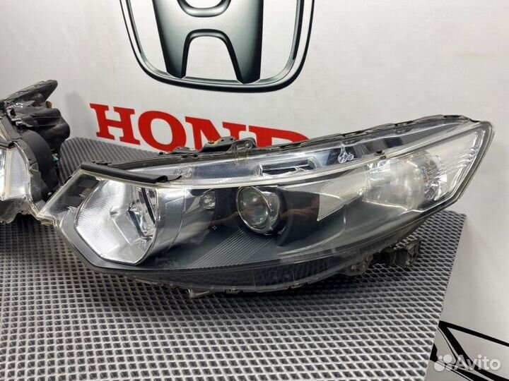 Фары комплект xenon Honda Accord 8 CU 2008-2012Гв