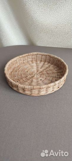 Корзинки, подносы