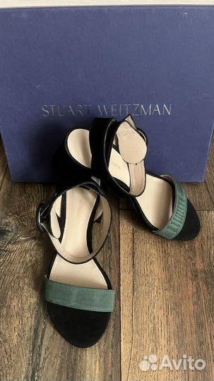 Босоножки Stuart Weitzman