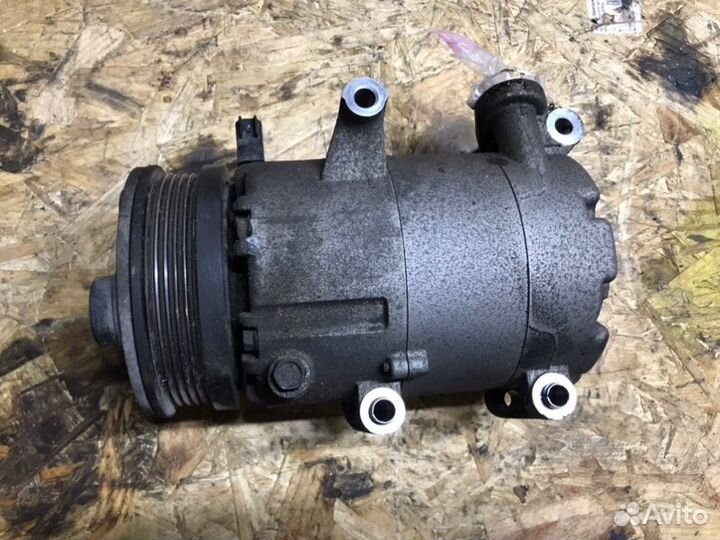 Компрессор кондиционера Ford Focus / C-Max 2 1.8