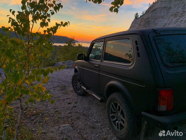 LADA 4x4 (Нива) 1.7 МТ, 2015, 145 000 км