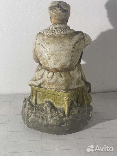 Статуэтка гипсовая