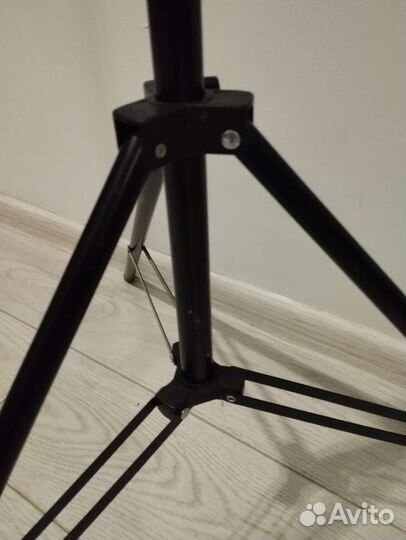 Штатив. Подставка для удочек