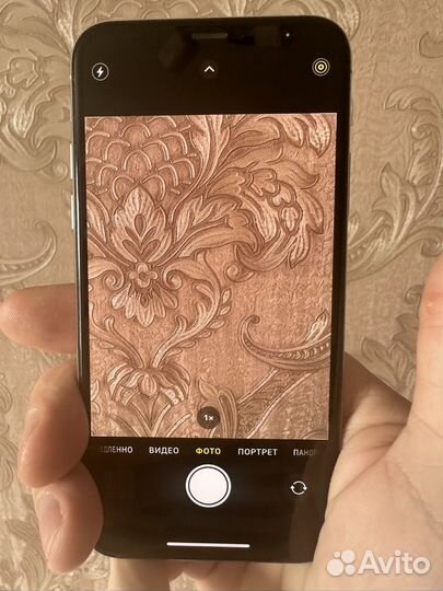 iPhone Xs, 64 ГБ