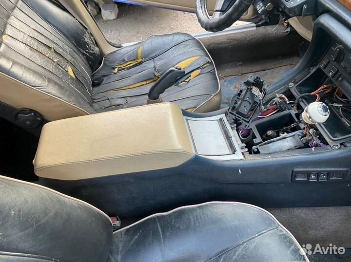 Центральная консоль Jaguar XJ6 XJ40