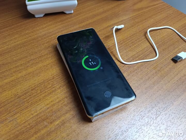 Повербанк с беспроводной зарядкой xiaomi 10000mAh