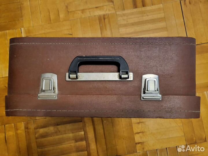 Швейная машина Чайка 134