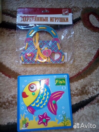 Развивающие игрушки много