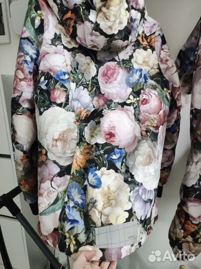 Зимняя куртка Molo пионы для мамы или подростка