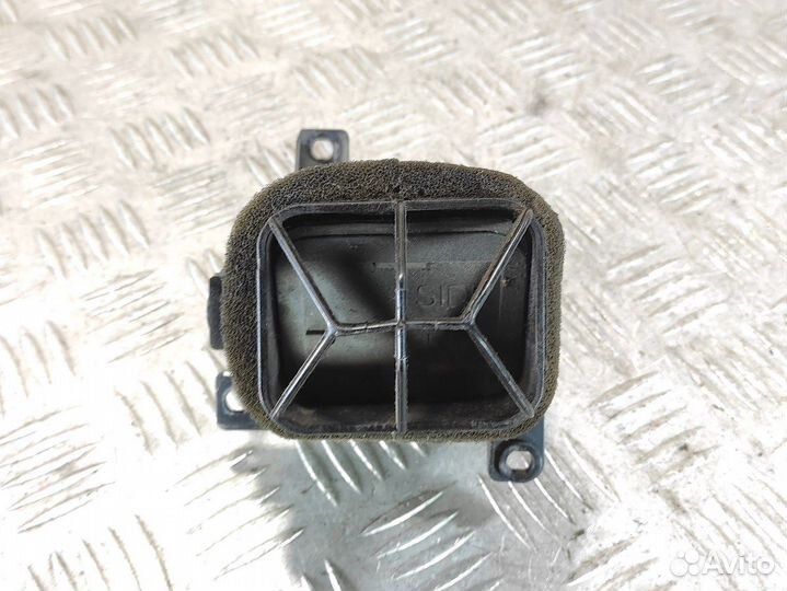 Дефлектор воздушный Nissan Micra k11 K11