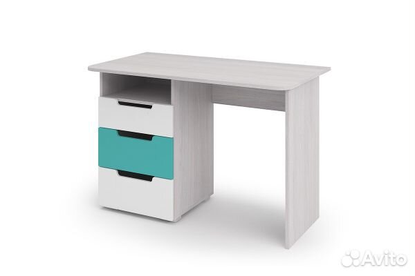 Стол письменный 