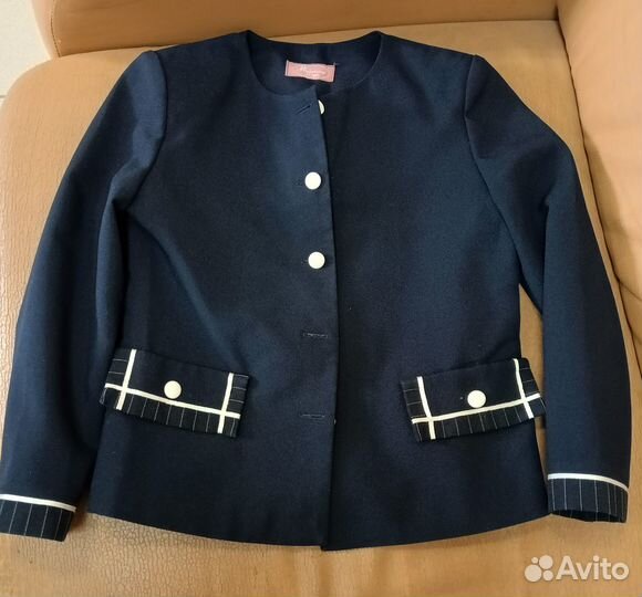 Продам школьные вещи