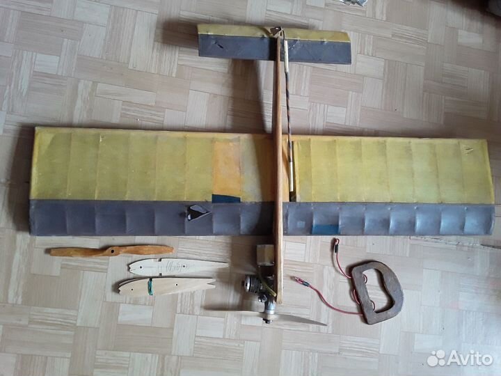 Кордовая модель самолета