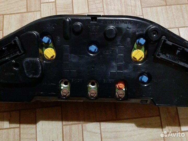 Mersedes W210 Щиток приборов