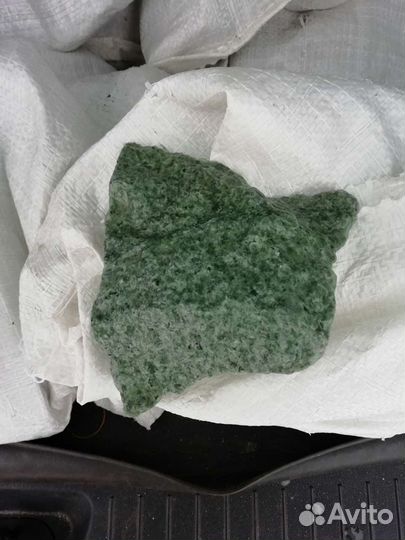 Жадеит из Хакасии