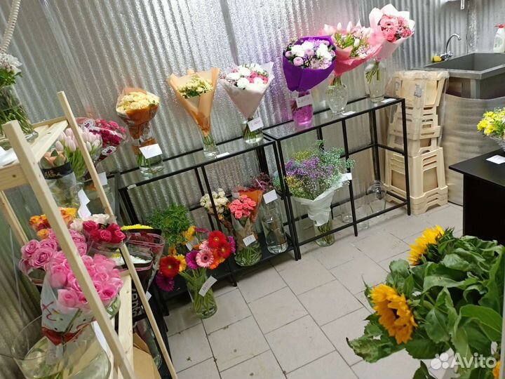 Продам готовый бизнес магазин цветы