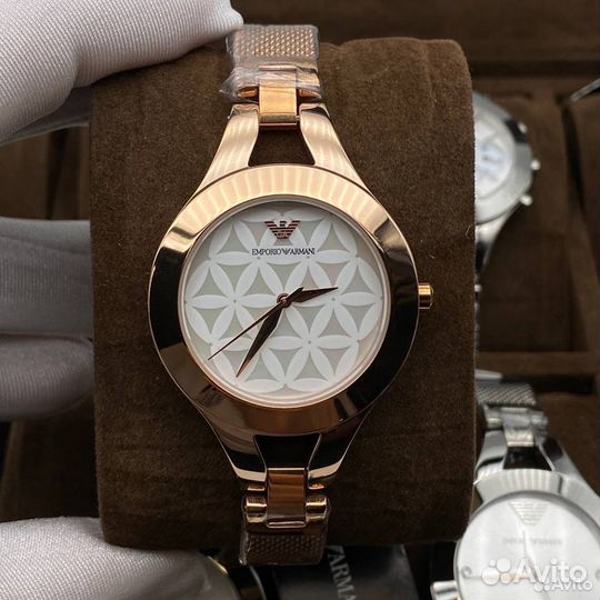 Женские часы Emporio Armani