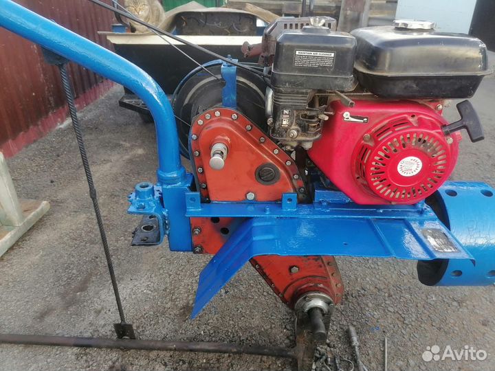 Продам мотоблок каскад (двигатель хонда)