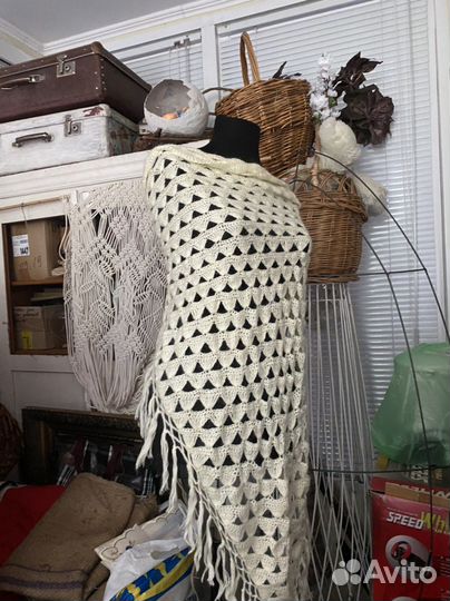 Шаль вязаная крючком