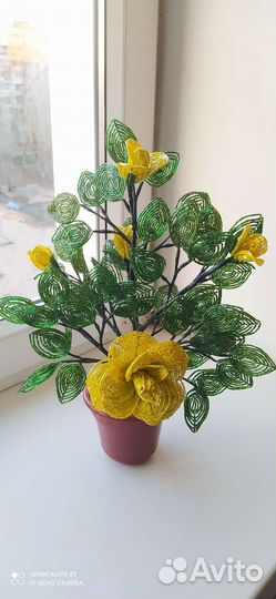 Цветы из бисера