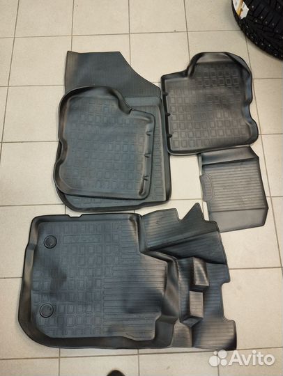 Коврики в салон Renault Logan