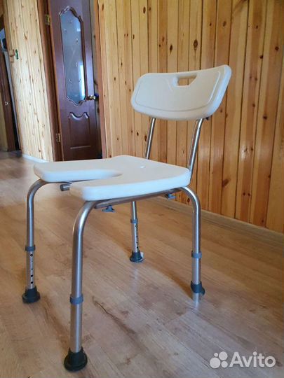 Стул для ванной