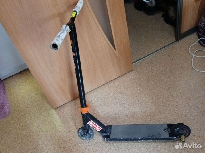 Трюковой самокат